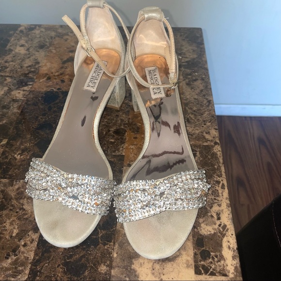 Wms 8.5 Badgley Mischka Chunky Heel Sandals Gold /Rhinestone - Picture 9 of 13